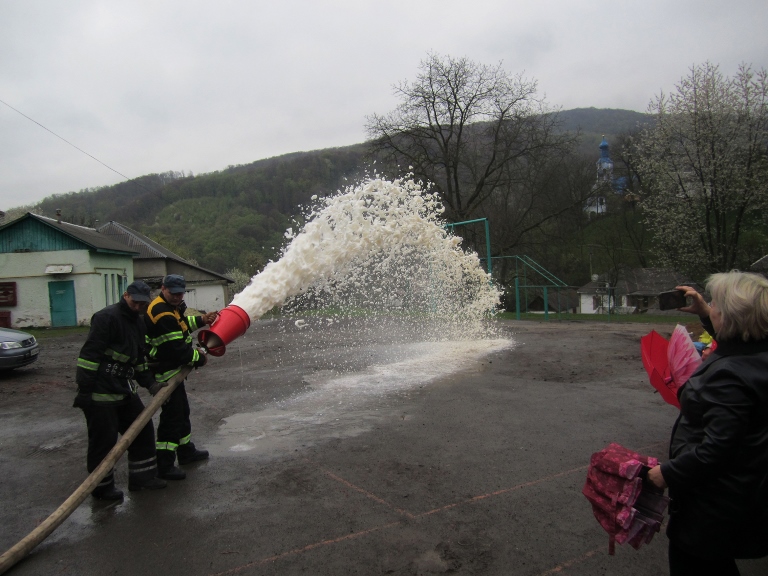 13 апреля в общеобразовательной школе І-ІІ ст. с. Сасово, стартовал «Месячник противопожарной безопасности». 