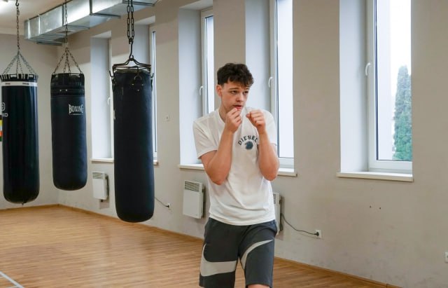 Олексій Татаренко  15-річний вихованець мукачівської школи боксерів, займається вже 10 років.