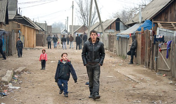 Чеські журналісти та член парламенту цікавилися життям ромської громади Ужгорода
