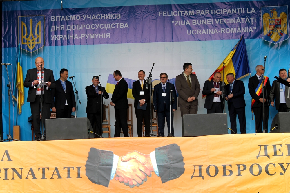У суботу, 22 квітня, на Тячівщині у мальовничому селі Нижня Апша відбувся українсько-румунський День добросусідства.