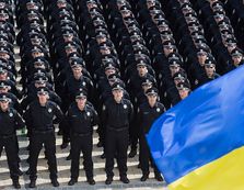 Завтра нова поліція Закарпаття сяде за п...