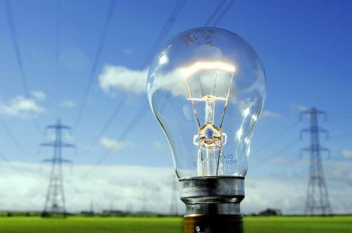 ПАО «Закарпатьеоблэнерго» информирует: в сентябре счета за электроэнергию оплачиваем по старым тарифам!