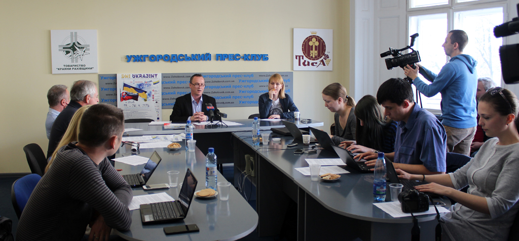 В Ужгородском пресс-клубе состоялась пресс-конференция представителей города Кошице по случаю проведения Дней Украины в Словакии, которые продлятся в Кошице 19-28 апреля.