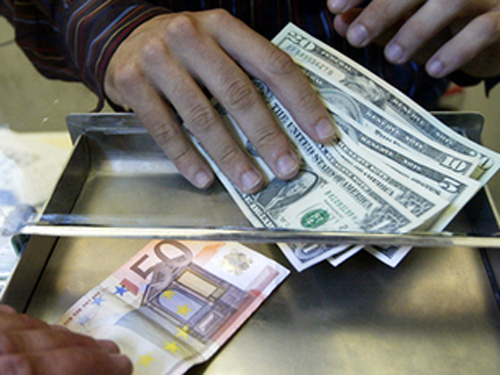 Офіційний курс валют на 8 грудня, встановлений Національним банком України. 