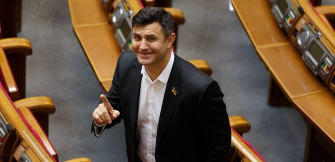 Нардеп Микола Тищенко заявив, що для нього не стала несподіванкою новина про дострокове припинення його повноважень голови Закарпатської організації «Слуги народу».