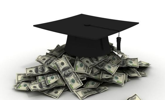 В Україні злетіли ціни на вищу освіту: відомо як і чому змінилася вартість навчання 