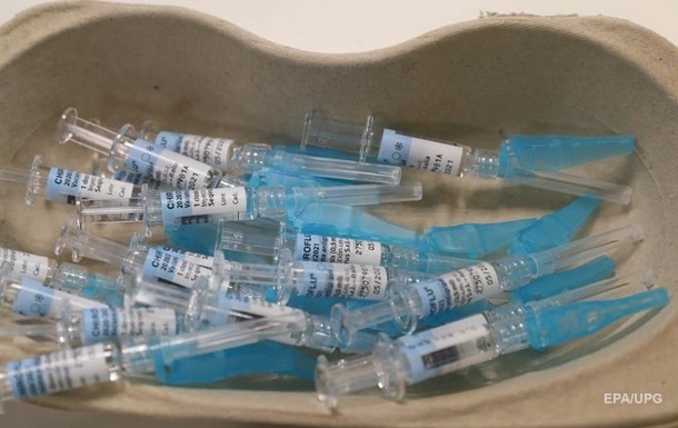 Доза вакцини від коронавірусу в Україні буде коштувати майже 40 доларів, вважають в міністерстві.

