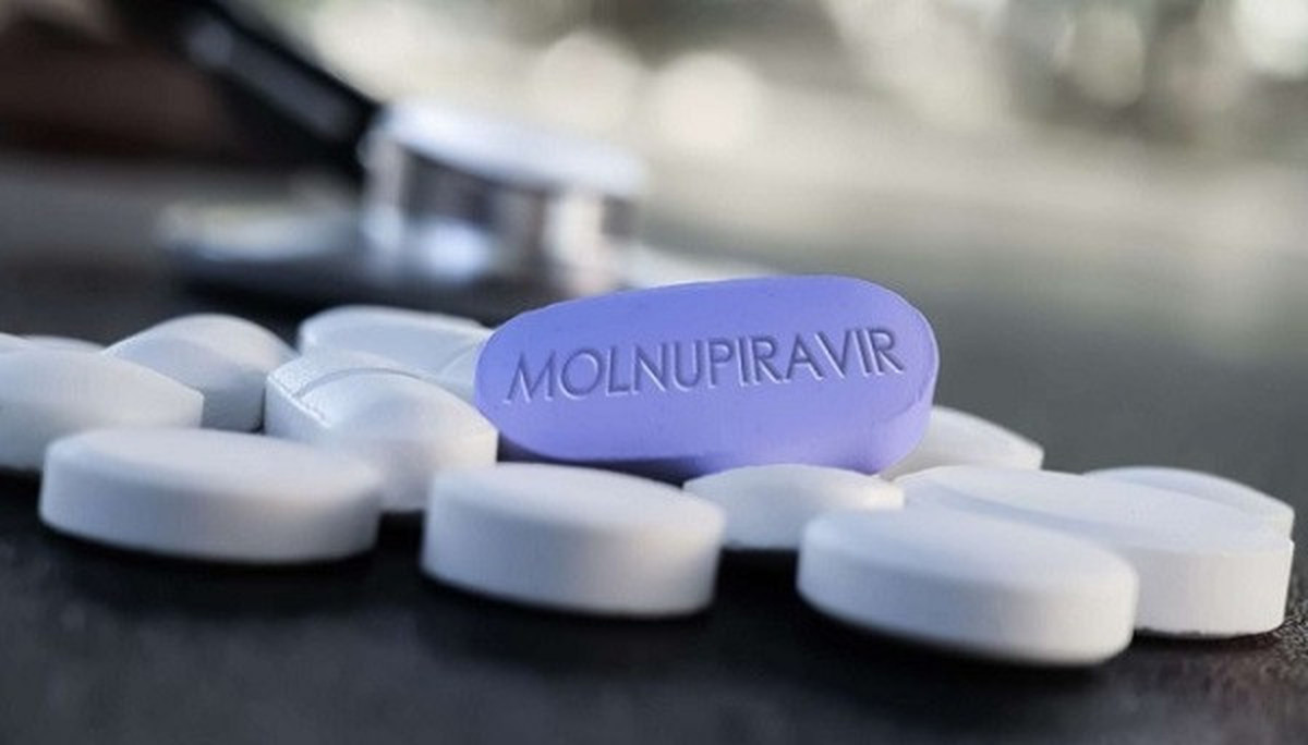 В Україну найближчим часом надійде 160 тис. курсів препарату «Молнупіравір». Про це інформують у пресслужбі МОЗ України.