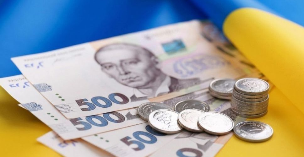 З 1 січня 2023 року в Україні припиняються виплати деяких видів держдопомоги. Щоб кошти продовжили надходити, необхідно звернутися із заявою до управління соцзахисту.