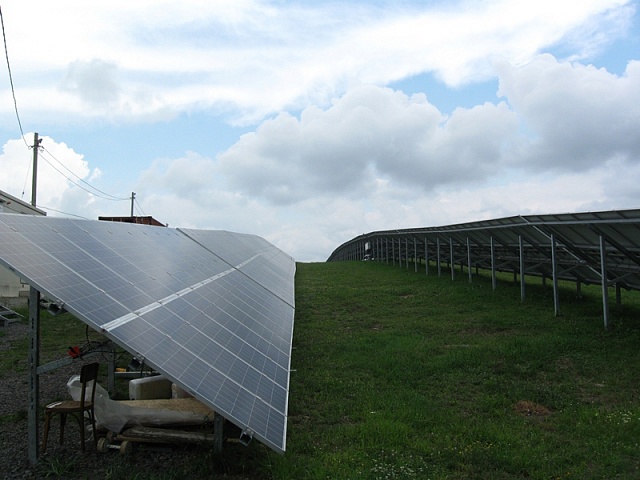 В урочище Табла возле села Каменица (Ужгородского района Закарпатской области) строят новую солнечную электростанцию за 3,2 млн евро. 