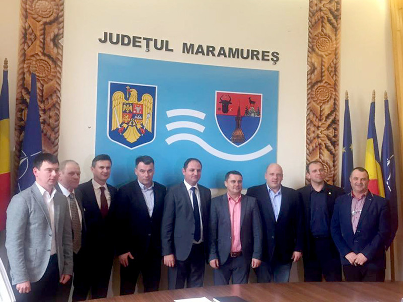 В рамках трансграничного сотрудничества в пятницу, 17 февраля, делегация ФФЗ с рабочим визитом посетила главный город румынского уезда Марамуреш Бая-Маре. 