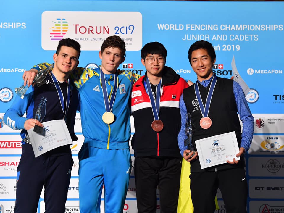 Український шабліст Василь Гумен виграв золото кадетського чемпіонату світу в польському Торуні.

