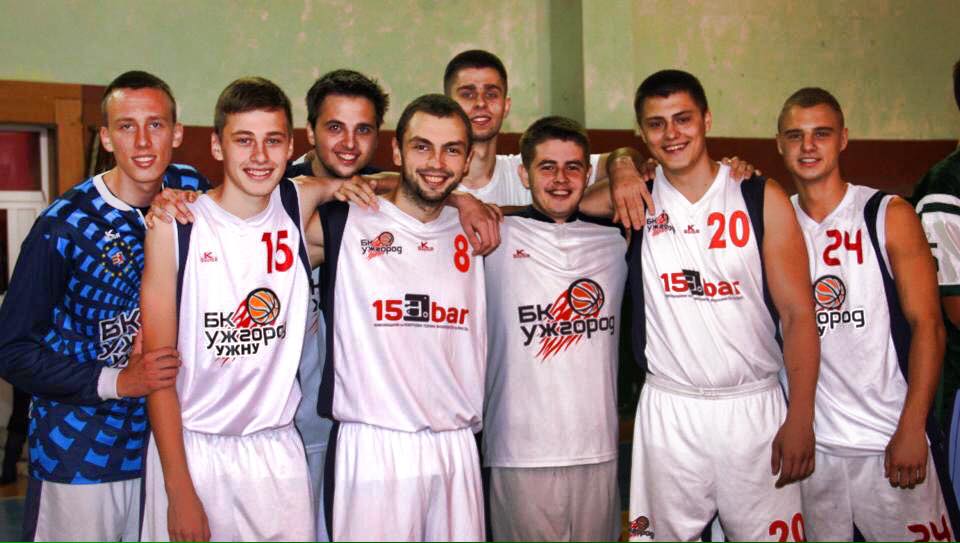 Ужгородські баскетболісти перемогли в черговому турі Всеукраїнської юнацькоі баскетбольноі ліги