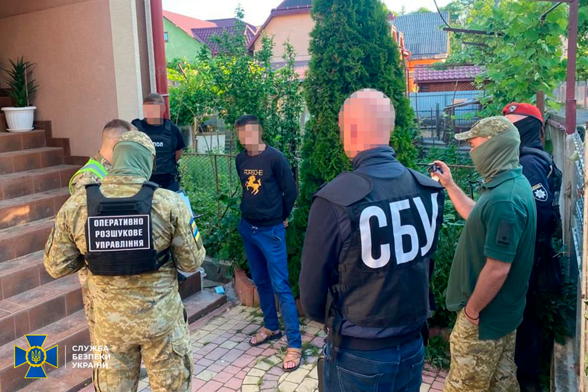 На Закарпатті СБУ затримали трьох організаторів, які переправляли закордон 