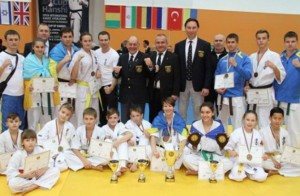 Мукачевские каратисты привезли с международного турнире в Болгарии 2 серебра и 2 бронзы