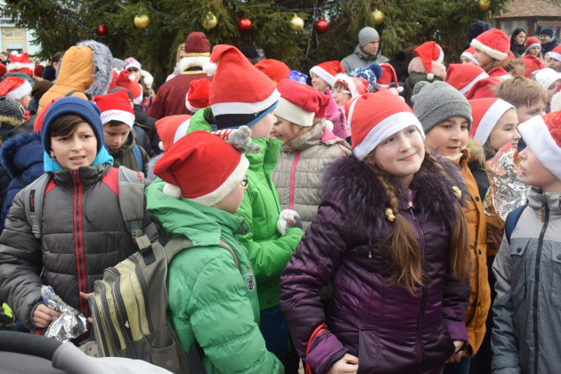 Традиційний Парад Миколайчиків завтра, 19 грудня, у День Святого Миколая відбудеться в Ужгороді.

