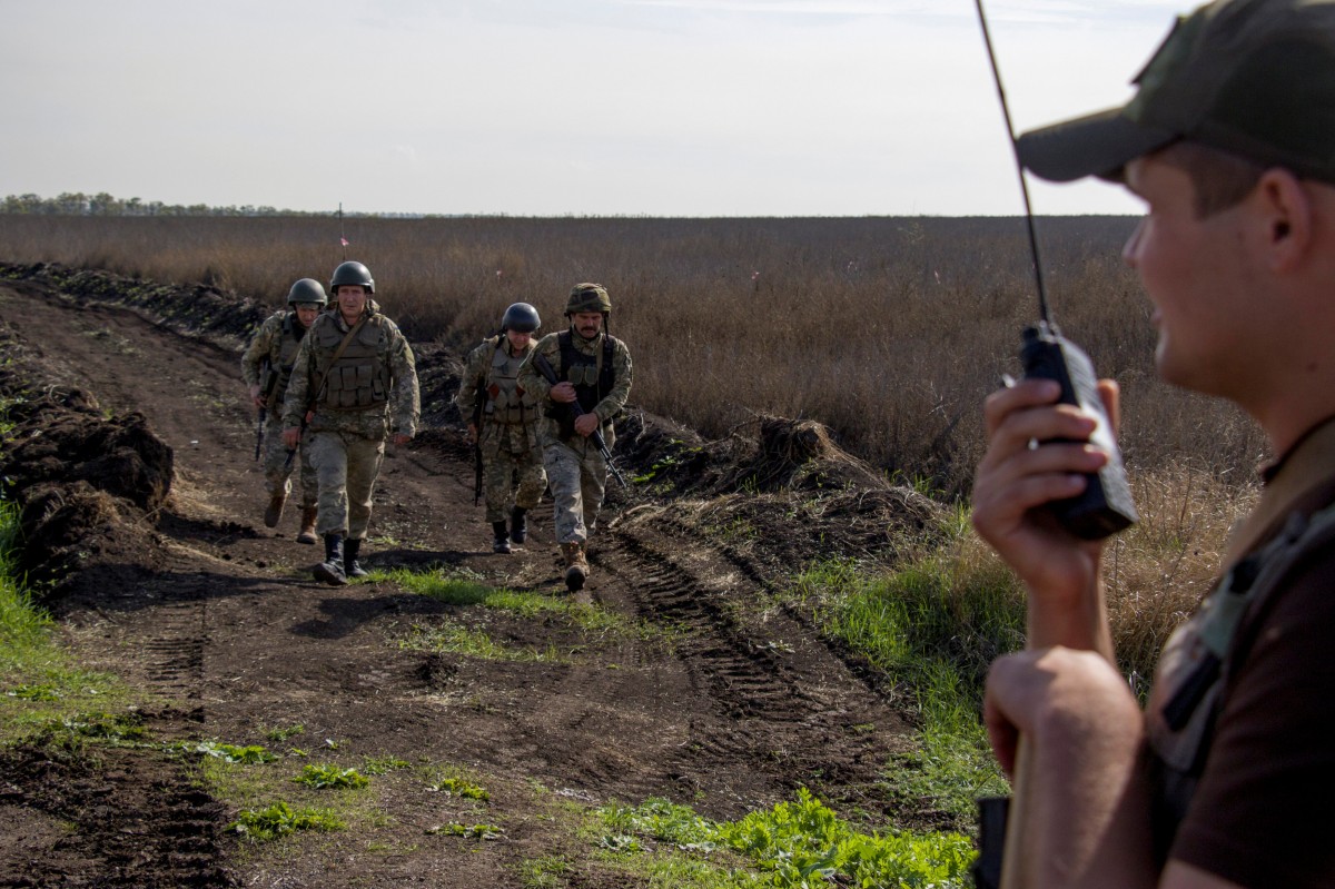 За минулу добу в зоні проведення антитерористичної операції шестеро українських військовослужбовців отримали поранення.