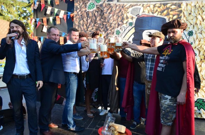 Сьогодні в місті урочисто відкрили фестиваль «Варишське пиво». 