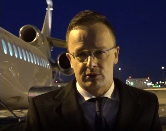 Сийярто в Киеве: Венгерский министр рассказал о теме разговора с Кулебой (ВИДЕО)