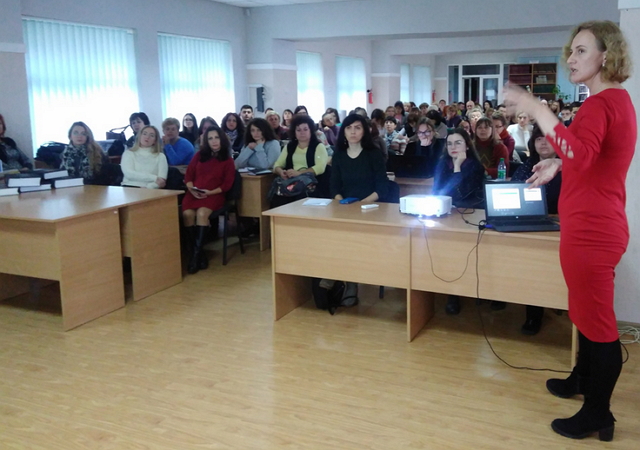Навчання проходили в Науковій бібліотеці Ужгородського національного університету.