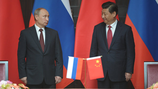 Росії потрібен Китай, оскільки відносини з Європою не клеяться, і Китай в зв'язку з цим опинився в непростій ситуації, пише в статті на сайті Die Zeit експерт німецького Фонду імені Кербера Янка Ортел