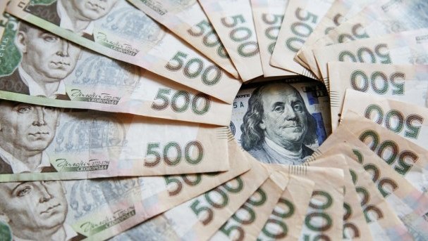 У середу курс гривні щодо долара залишиться на рівні 26,19, а євро подешевшає на одну копійку.