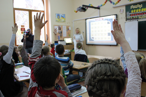 В Ужгороді до 1-го класу зарахували 1753 дітей, у 5 навчальних закладах ще є вільні місця.