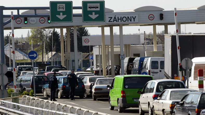 1 лютого 32-річний громадянин України мав намір перетнути кордон у пункті  пропуску “Загонь”.