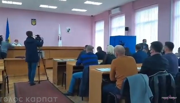 У Виноградові стартувала перша сесія новообраної міської ради.