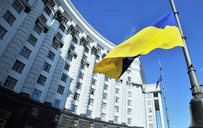 Аваков і Маркарова залишаться в уряді.