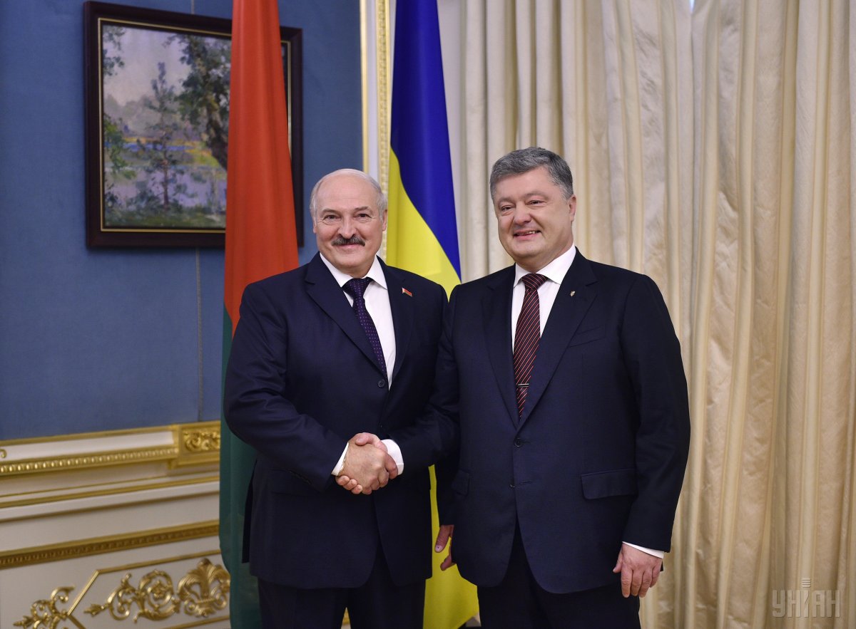 Також, за словами Порошенка, Лукашенко запевнив, що українсько-білоруський кордон ніколи не стане кордоном війни. 
