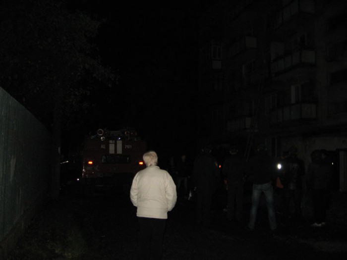 Вночі 14 жовтня у м. Перечин на вул. 50 років Жовтня сталася пожежа в житловій квартирі на верхньому поверсі п’ятиповерхового будинку. 