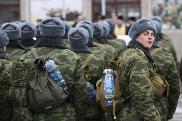 Росії, де сьогодні починається осінній призов до армії, вперше за останні 20 років служити підуть хлопці з Чечні.
