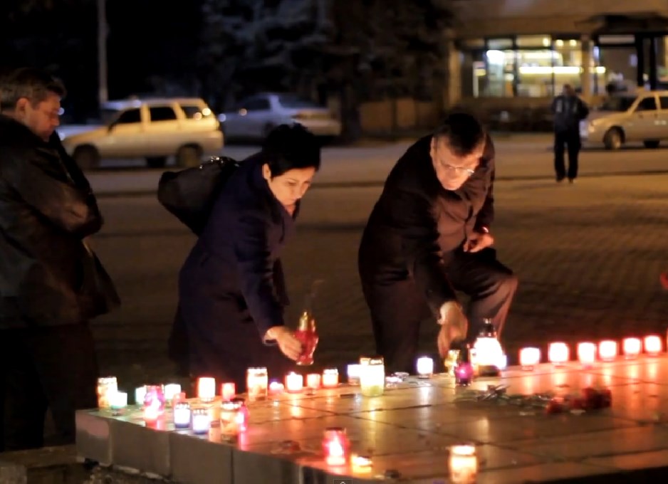 П'яному дебоширу-провокатору не вдалося зірвати мітинг у Виноградові (ВІДЕО)