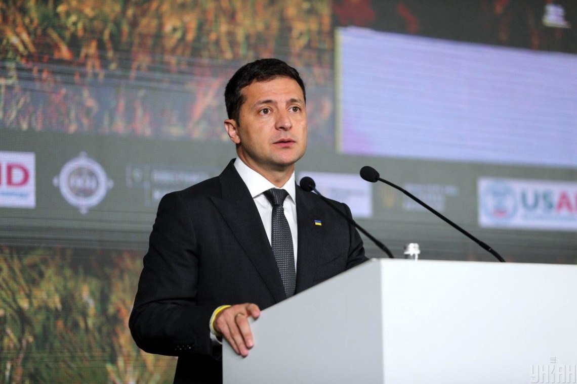 Президент України Володимир Зеленський висловив співчуття родичам загиблих у результаті обвалу житлового будинку в Дрогобичі у Львівській області та анонсував проведення аудиту всіх житлових будинків.