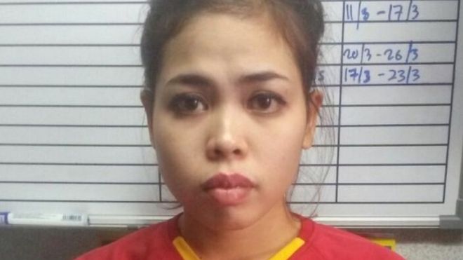 Индонезийка, арестована по подозрению в убийстве брата лидера Северной Кореи, заявила, что ей заплатили 400 малайзийских рингітів (90 долларов), чтобы выполнить задание.