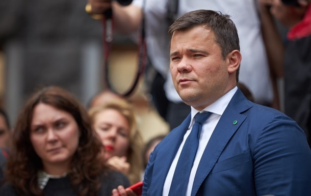 Слідом за петицією про відставку президента Володимира Зеленського набрала необхідні для розгляду голосу петиція проти глави його адміністрації.