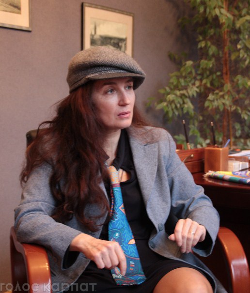 Українська художниця з Парижу Євгенія Міро розповіла про вплив санкцій на культуру / ВІДЕО