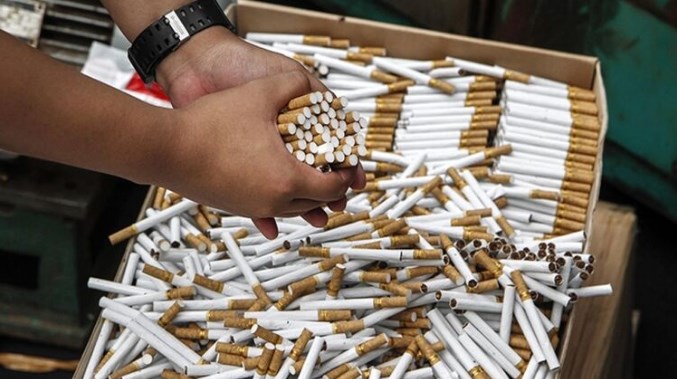 «Серый» рынок сигарет в Украине «весит» около полумиллиарда долларов. Поэтому желающих получить свою долю очень много.