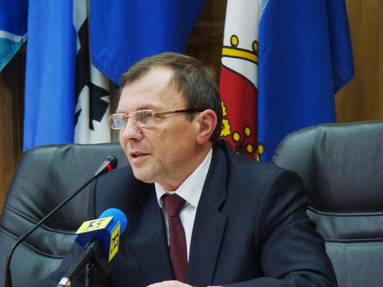 Такое мнение городской голова высказал во время сегодняшнего голосования за установление срока работы громкоговорителей в центре города Ужгород.
