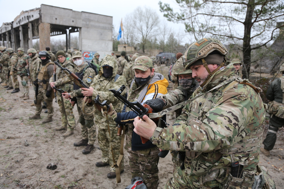 Начальник отдела кадров штаба Командования Сухопутных войск Вооруженных Сил Украины Роман Горбач рассказал о дальнейшем мобилизационном плане.