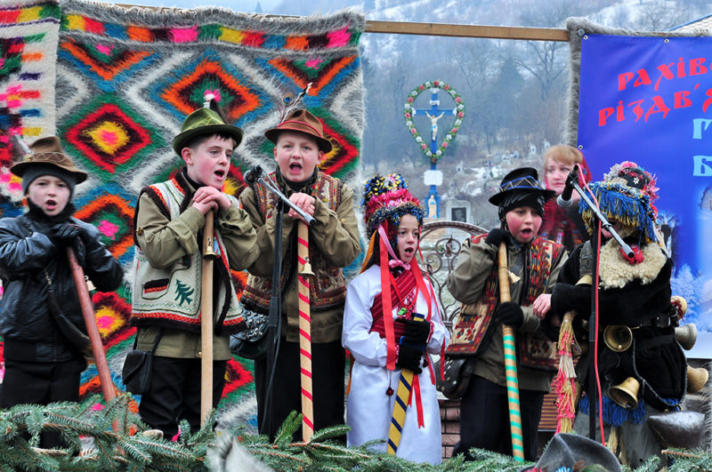 8 січня 2019 року на Рахівщині, у селі Косівська Поляна, яке відомо своїми самобутніми традиціями, відбудеться унікальний фестиваль “Гуцульські бетлегеми”.