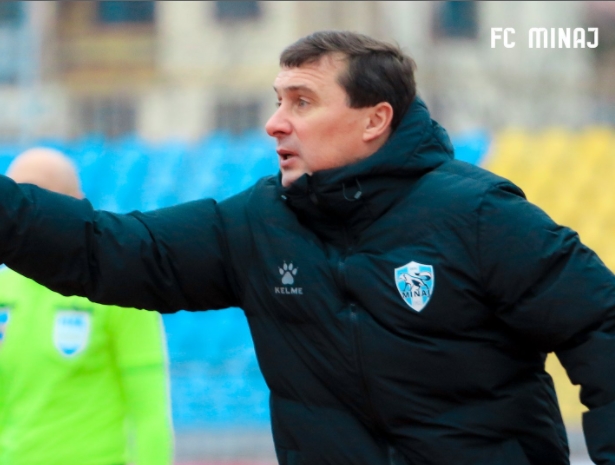 Ігор Леонов вже не головний тренер «Минаю». 
