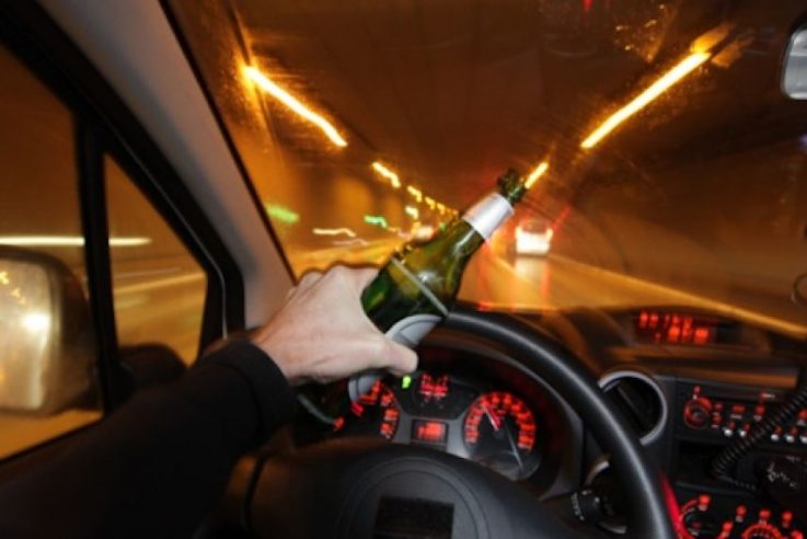 От субботы 26-го ноября до утра понедельника 28-го ноября патрульные Ужгорода и Мукачево обнаружили еще 6 водителей, которые управляли транспортными средствами с признаками алкогольного опьянения.