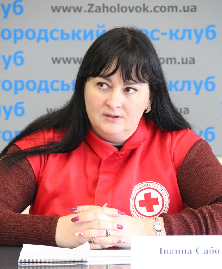 В Ужгородському прес-клубі відбулася прес-конференція з нагоди початку місячника Червоного Хреста
