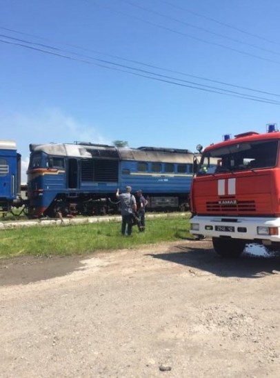10  червня на станції  в м. Тячів відбулося загорання у відсіку двигуна локомотиву пасажирського потягу сполученням 