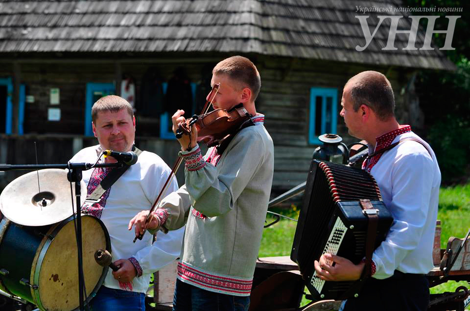 Сьогодні, 10 червня, у високогірній Колочаві на Міжгірщині відбувся V гастрономічний фестиваль «Ріплянка», присвячений унікальній верховинській страві.