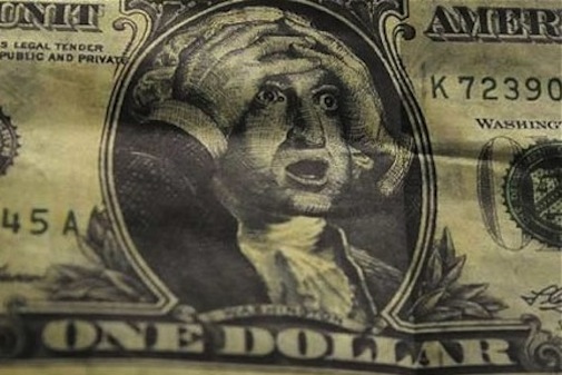 На закритті міжбанківського валютного ринку в четвер, 26 лютого 2015 року, середній курс долара склав 30,70-32,40 гривень.
