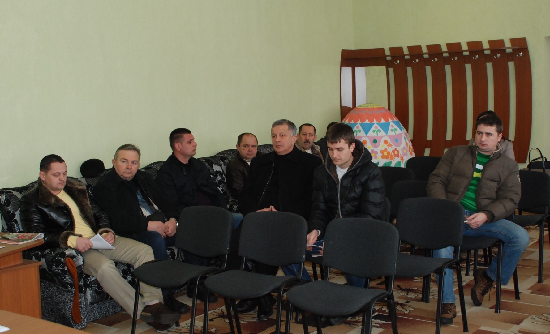 Вчора у залі міської ради мер міста Степан Бобик зібрав місцевих підприємців, бізнесменів, представників різних партій та ЗМІ для обговорення бюджетних планів на 2015 рік.