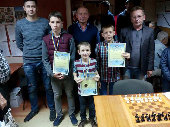 В Мукачеві визначили переможців чемпіонату області зі швидких шахів